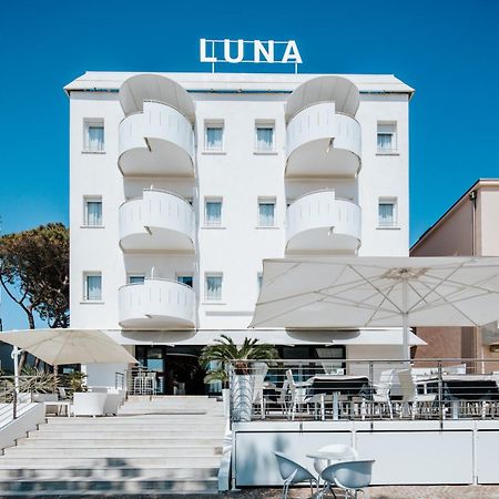 Hotel Luna Centrale Линяно Сабиадоро Екстериор снимка